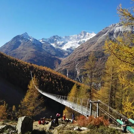 Haus Valaisia - Bei Zermatt Appartamento Randa